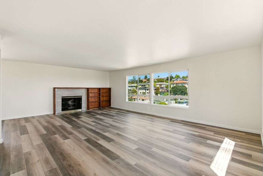 More Photos Of 498 Capital St, Oakland Apartments For Sale