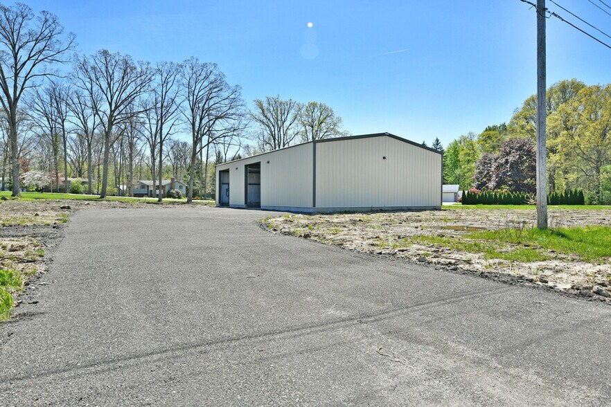 More Photos Of 3218 State Rte 5, Cortland Warehouse For Lease