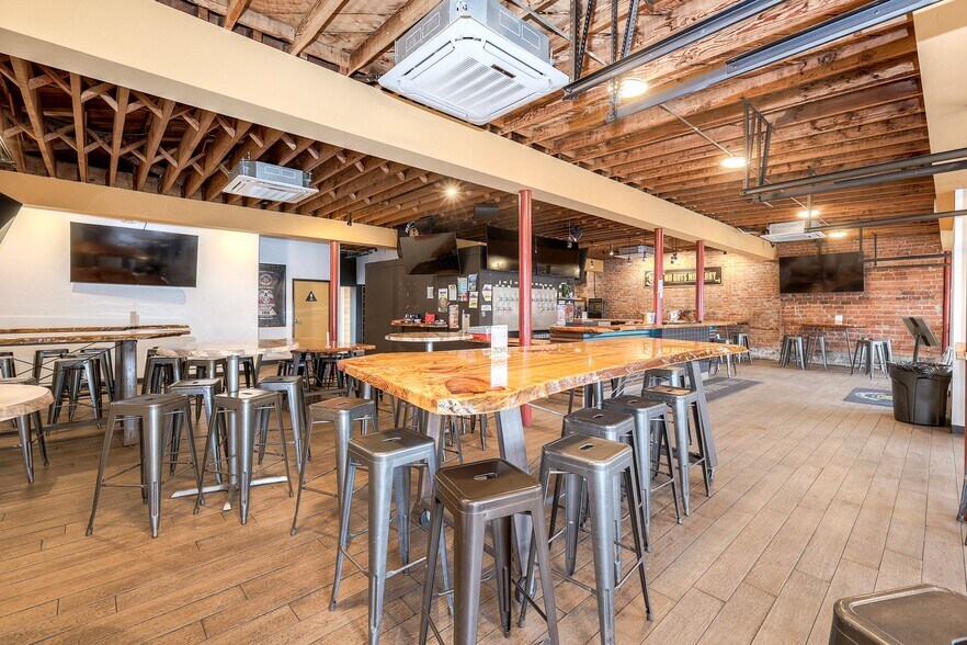 More Photos Of 4223-4225 30th St, San Diego Storefront For Lease