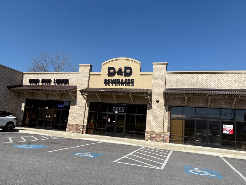 More Photos Of 410 W Meighan Blvd, Gadsden General Retail For Sale