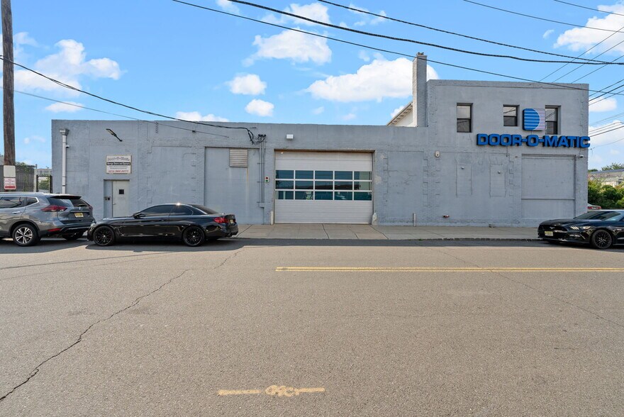 More Photos Of 21 Joralemon St, Belleville Warehouse For Sale