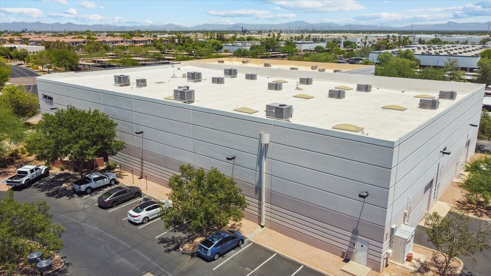 More Photos Of 1325 W Auto Dr, Tempe Light Distribution For Lease