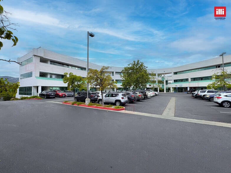 More Photos Of 23502-23504 Lyons Ave, Newhall Office For Lease