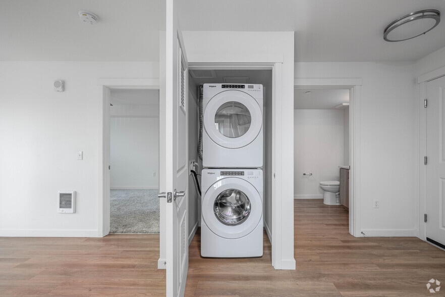 More Photos Of 15300 33rd Ave S, Seatac Apartments For Lease