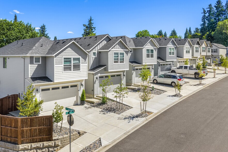 Primary Photo Of 4943 NE 2nd Ct, Vancouver Multifamily For Sale