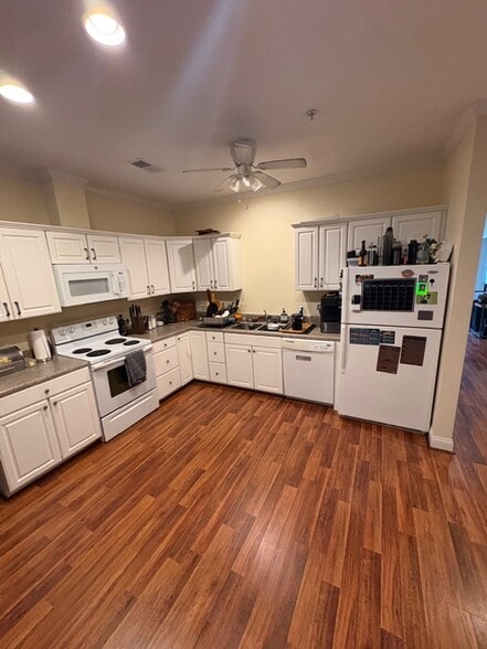 More Photos Of 421-425 S Broad St, Edenton Storefront Retail Residential For Sale