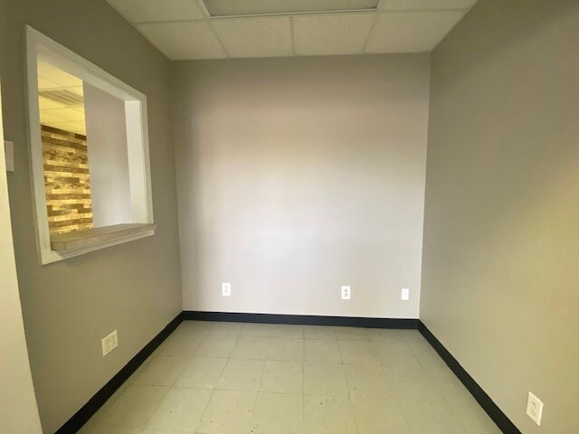 More Photos Of 331 Waldron Rd, La Vergne Unknown For Lease