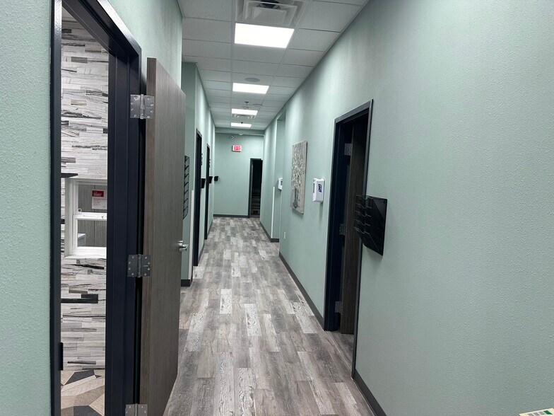 More Photos Of 1661 Eastchase Pkwy, Fort Worth Medical For Lease