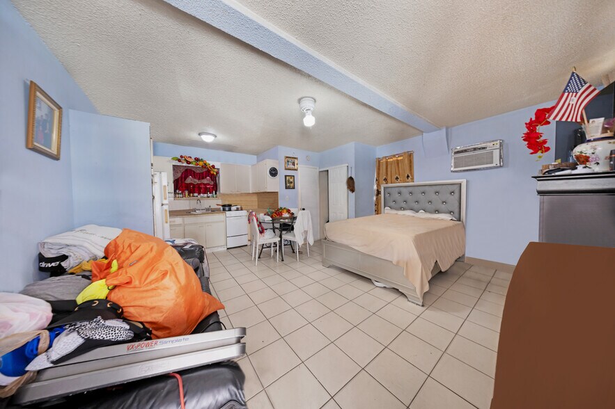 More Photos Of 1520 NW 1st St, Miami Apartments For Sale