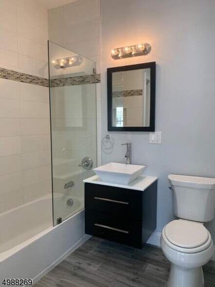 More Photos Of 12 Adams St, Newark Specialty For Sale