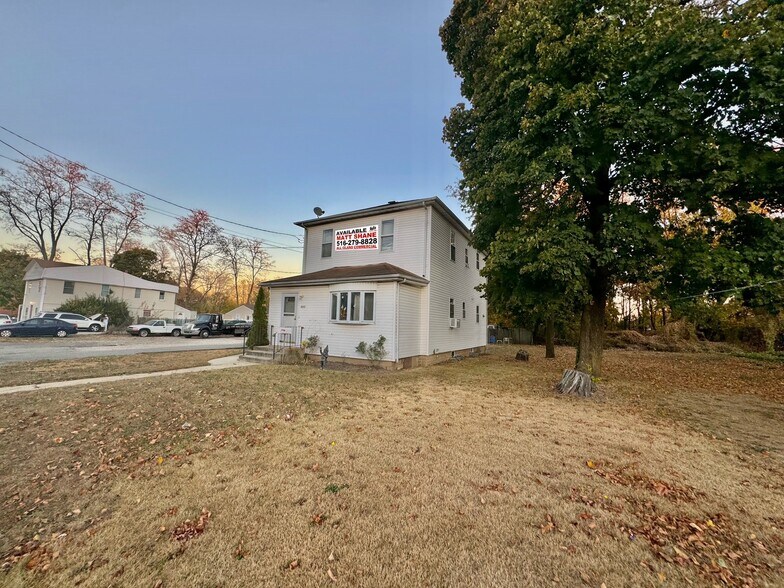 More Photos Of 241-267 Albany Ave, Amityville Land For Sale
