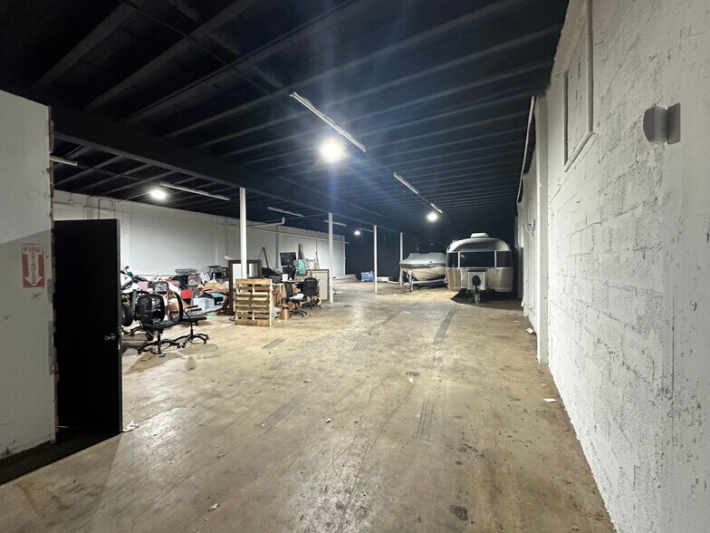 More Photos Of 5110 NW 2nd Ave, Miami Warehouse For Sale