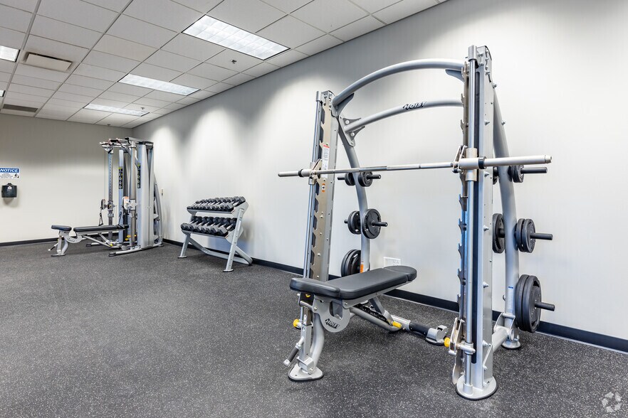 More Photos Of 2300 Discovery Dr, Orlando Office For Lease