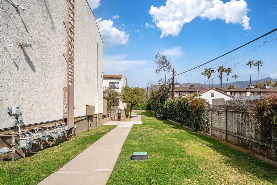 More Photos Of 620 N Mar Vista Ave, Pasadena Apartments For Sale
