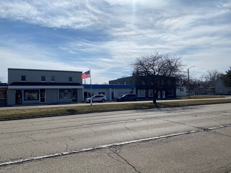 More Photos Of 539 Blackhawk Blvd, South Beloit Medical For Lease