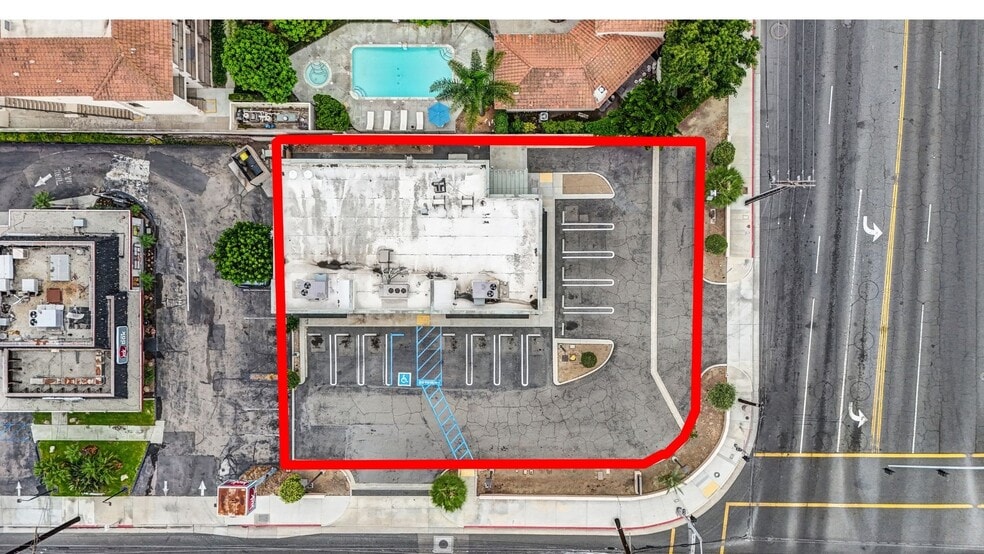 More Photos Of 6012 Edinger Ave, Huntington Beach Freestanding For Sale