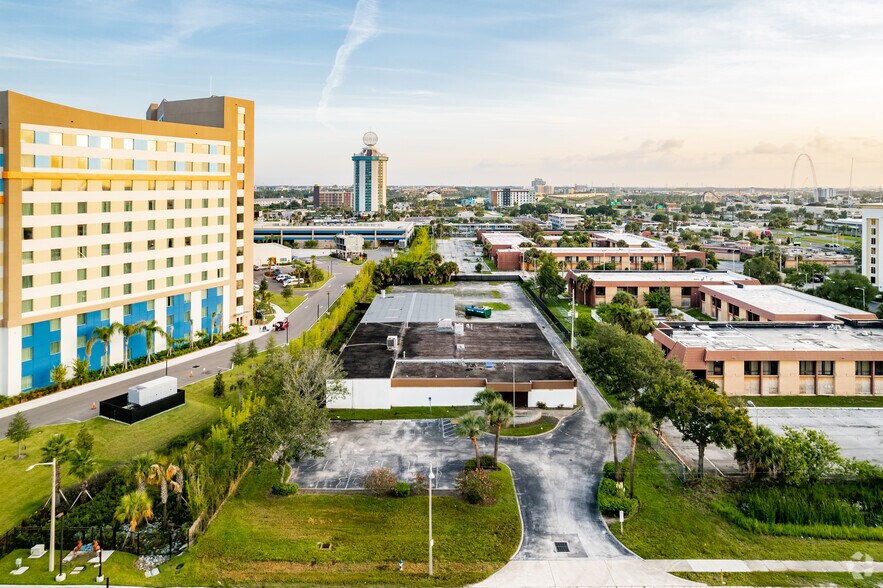 More Photos Of 5925 Precision Dr, Orlando Warehouse For Sale