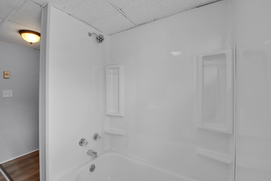 More Photos Of 52 W Ludlow St, Summit Hill Apartments For Sale