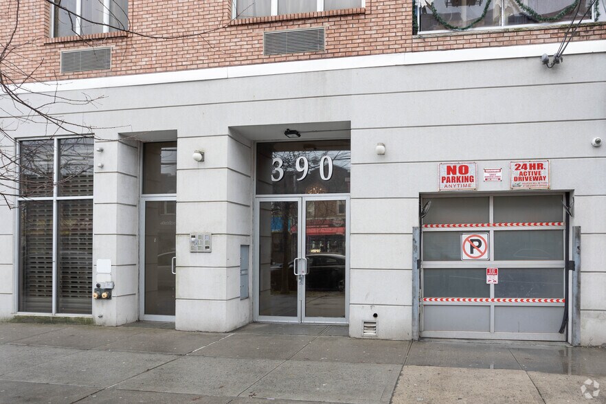 More Photos Of 390 Kings Hwy, Brooklyn Apartments For Lease