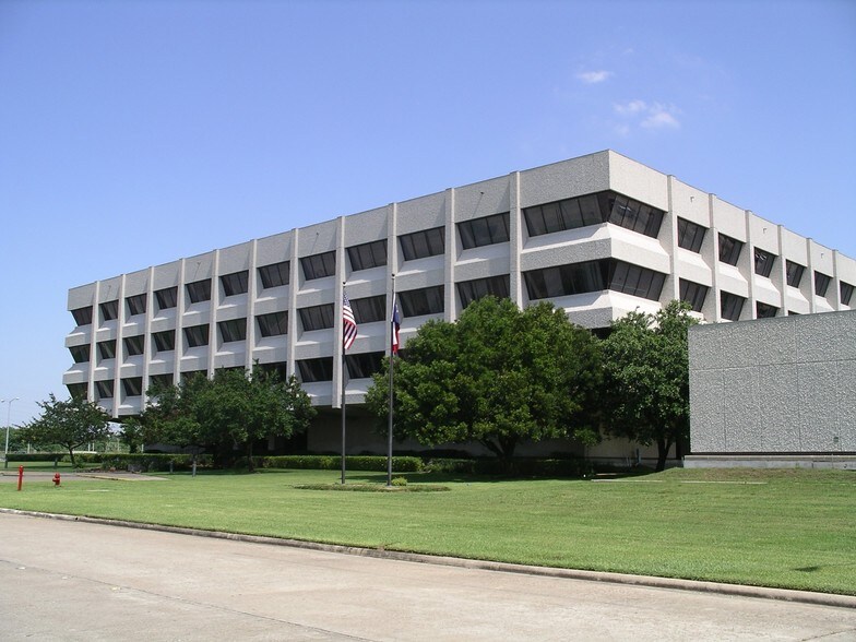 More Photos Of 12301 Kurland Dr, Houston Office For Lease
