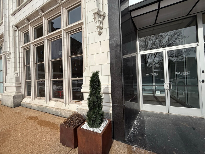 More Photos Of 1501 Locust St, Saint Louis Apartments For Sale