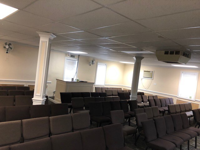 More Photos Of 45 Ferry St, South River Religious Facility For Lease
