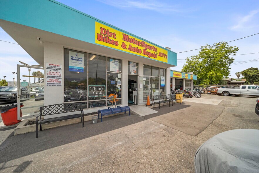 More Photos Of 898 N E St, San Bernardino Auto Repair For Sale