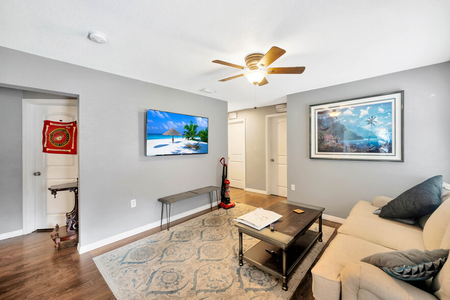 More Photos Of 1920 E Osborne Ave, Tampa Assisted Living For Sale