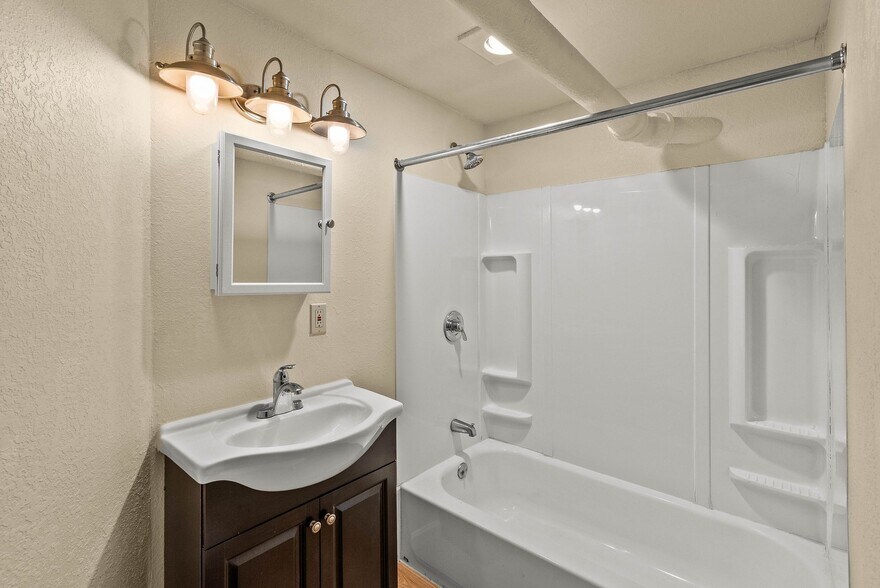 More Photos Of 903 S Adams St, Spokane Apartments For Sale