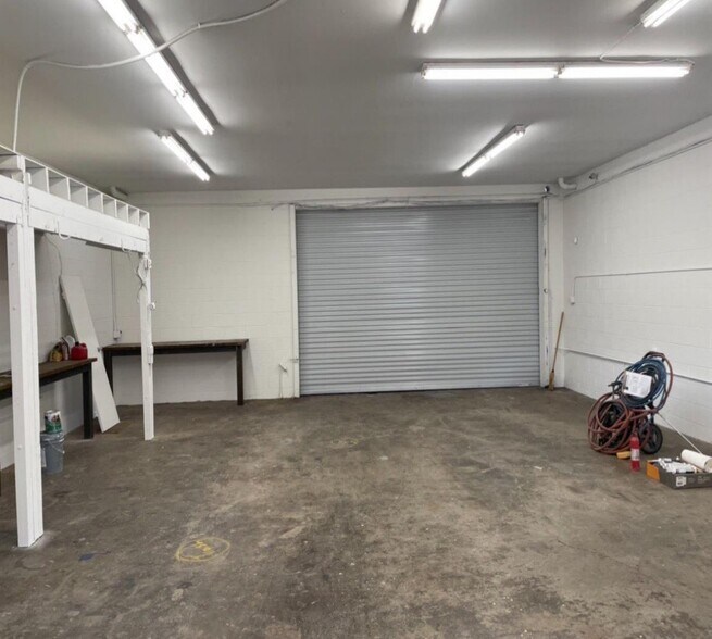 More Photos Of 3584 Hancock St, San Diego Warehouse For Lease