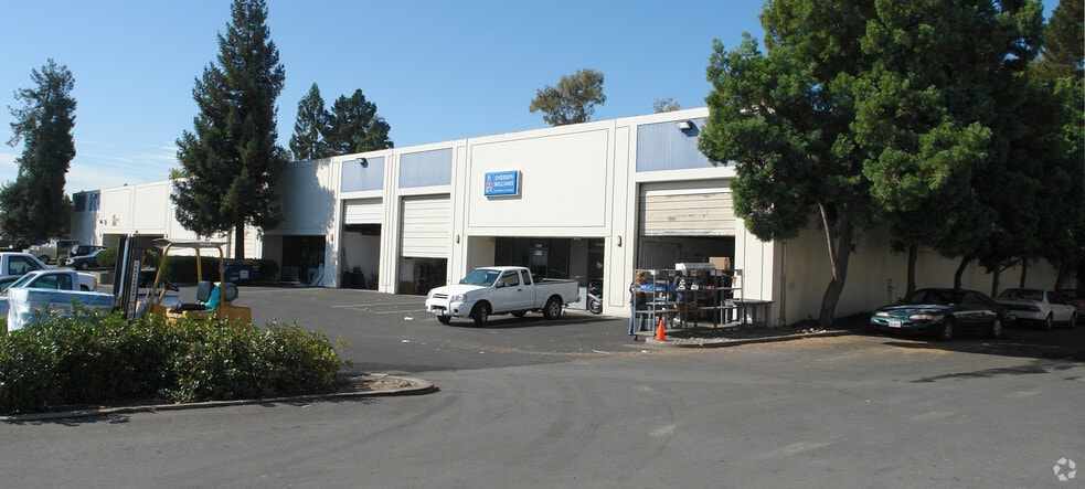 More Photos Of 2442 Estand Way, Pleasant Hill Warehouse For Lease