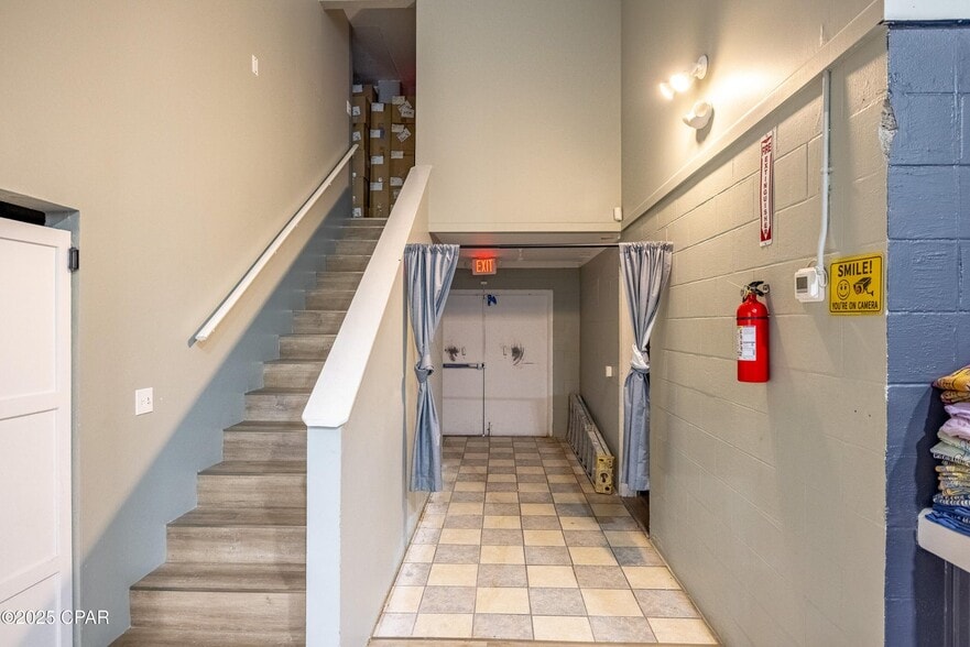 More Photos Of 6908 Thomas Dr, Panama City Beach Freestanding For Sale