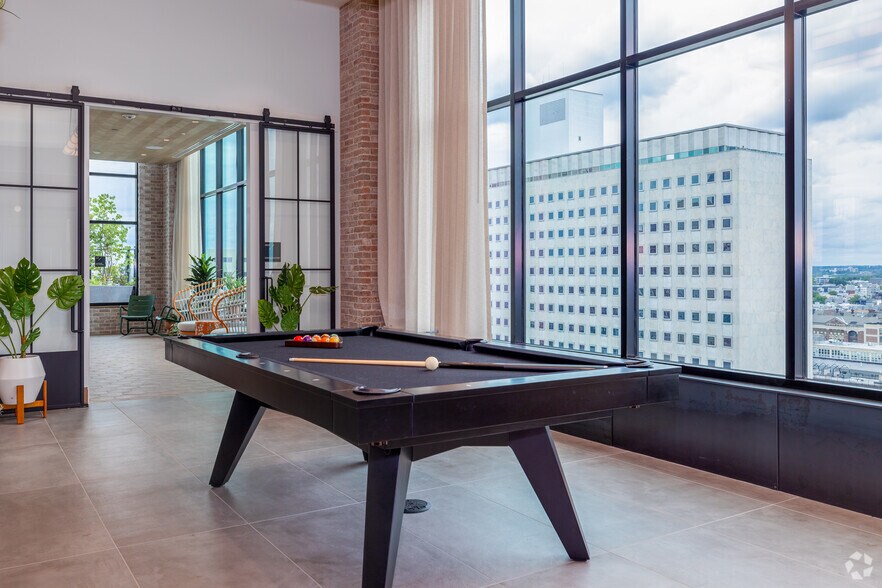 More Photos Of 435 N Broad St, Philadelphia Apartments For Lease