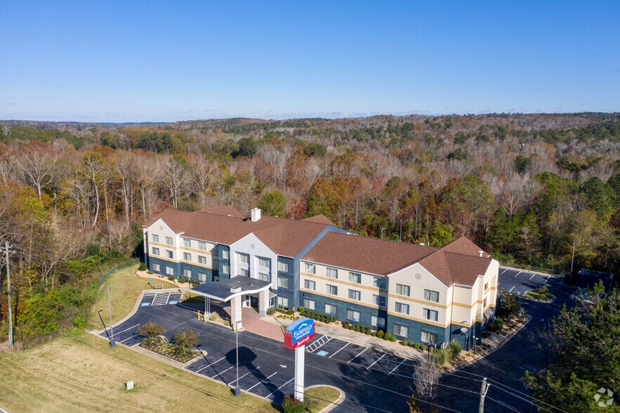 More Photos Of 4035 Sheraton Dr, Macon-Bibb Hotel For Sale