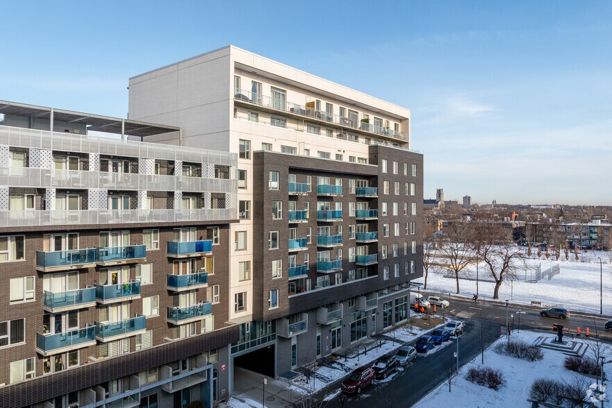 More Photos Of 5250 Rue Molson, Montréal Apartments For Lease