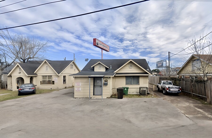 Primary Photo Of 5737 Burwell St, Houston Office Residential For Sale