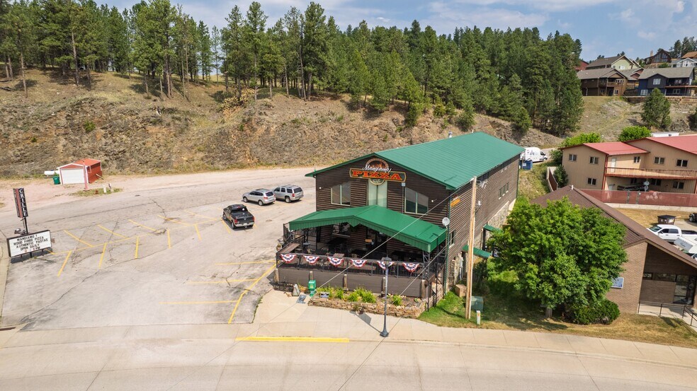 More Photos Of 158 Museum Dr, Hill City Restaurant For Sale