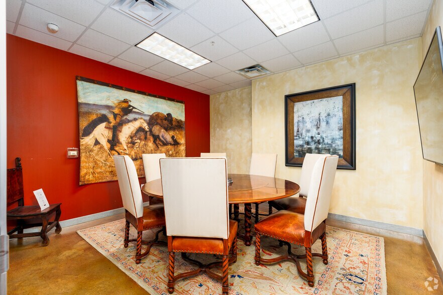 More Photos Of 1000 Texan Trl, Grapevine Unknown For Lease