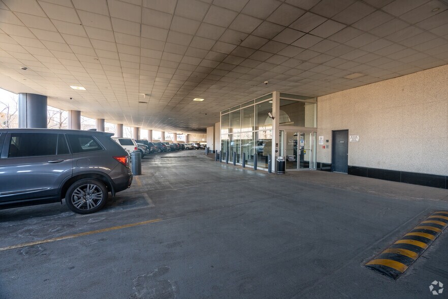 More Photos Of 8200 E Belleview Ave, Greenwood Village Unknown For Lease