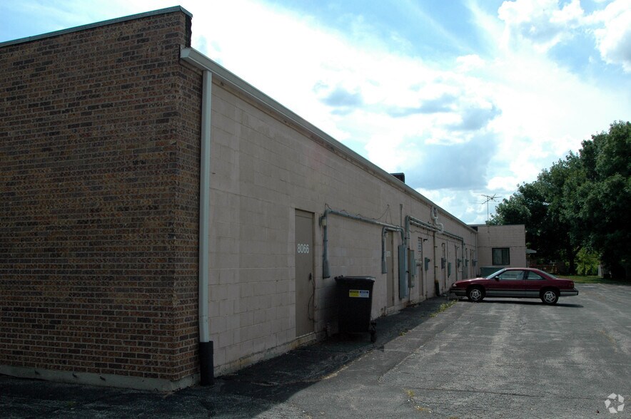 More Photos Of 8100 W 111th St, Palos Hills Unknown For Lease