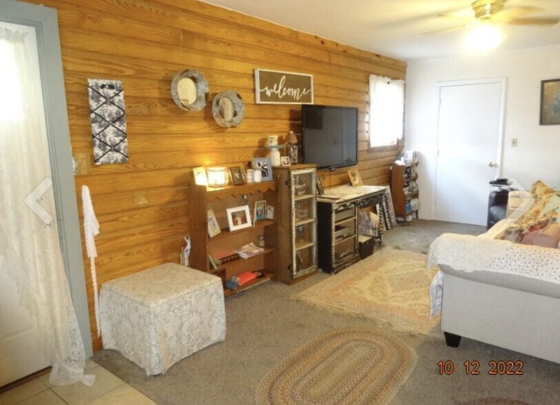 More Photos Of 2901 Petway Rd, Ashland City Convenience Store For Sale