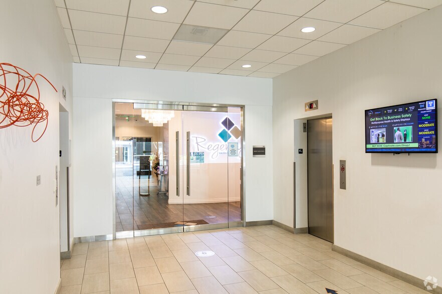 More Photos Of 21031 Ventura Blvd, Woodland Hills Office For Lease
