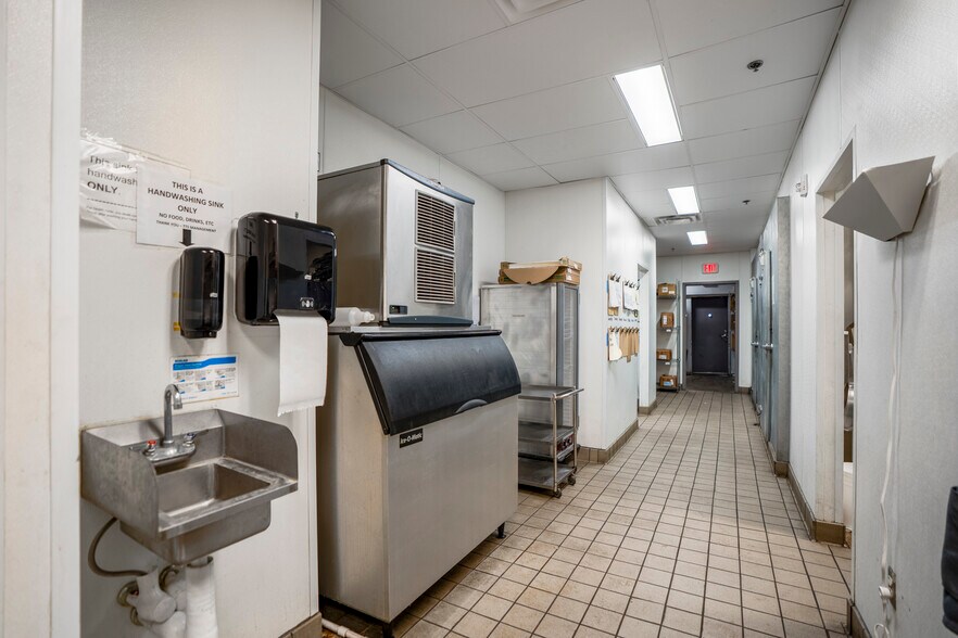 More Photos Of 13027 TX-105 E, Cut And Shoot Sports And Entertainment For Sale