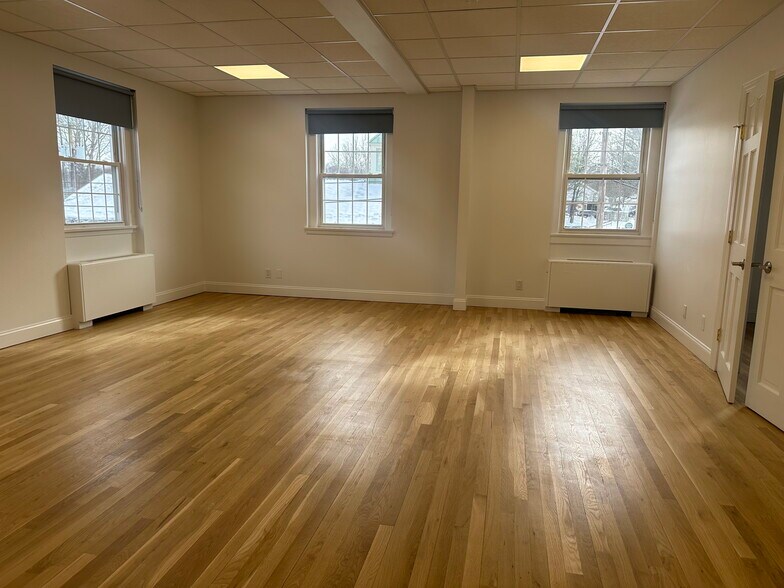 More Photos Of 254-256 Katonah Ave, Katonah Bank For Lease