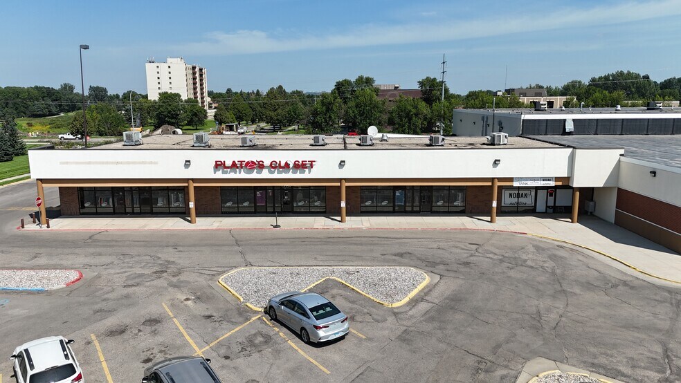 More Photos Of 2500 S Columbia Rd, Grand Forks General Retail For Sale