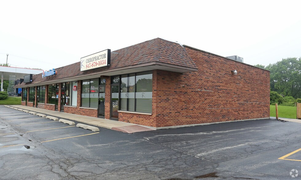More Photos Of 444-456 E Dundee Rd, Palatine Unknown For Lease