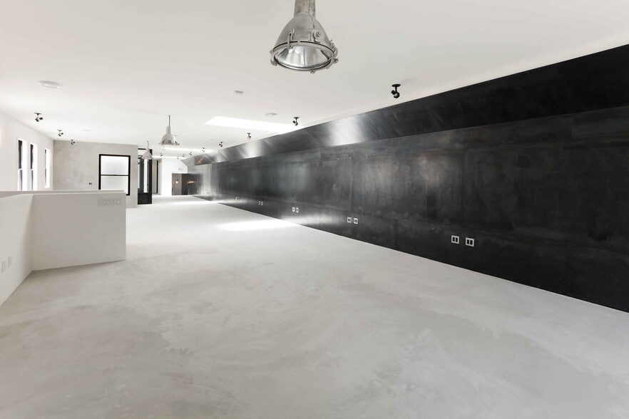 More Photos Of 108-110 S Park St, San Francisco Storefront Retail Residential For Lease