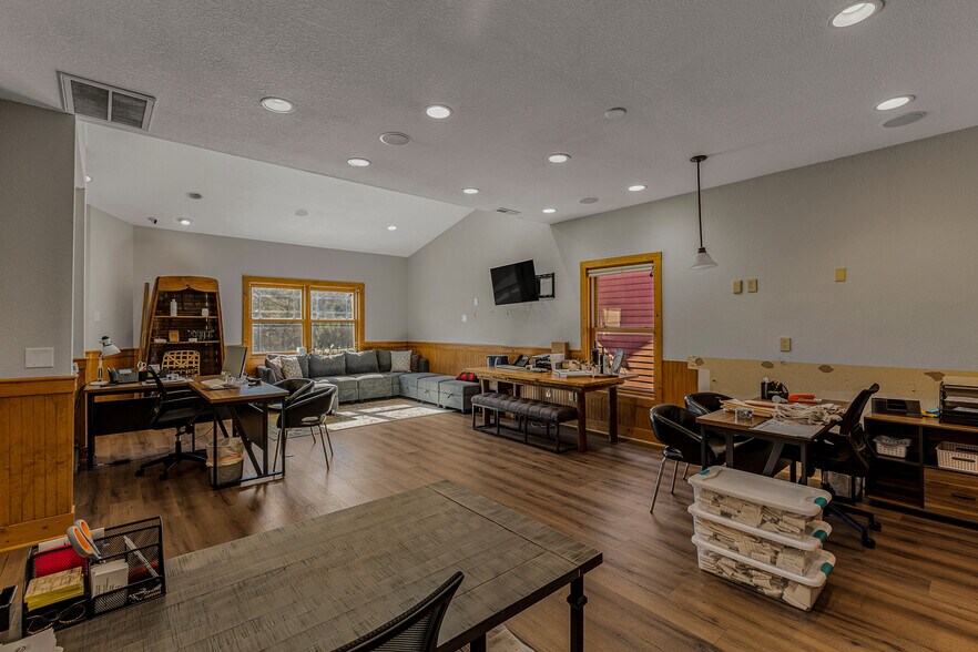 More Photos Of 3093 US Highway 64 E, Sapphire General Retail For Sale