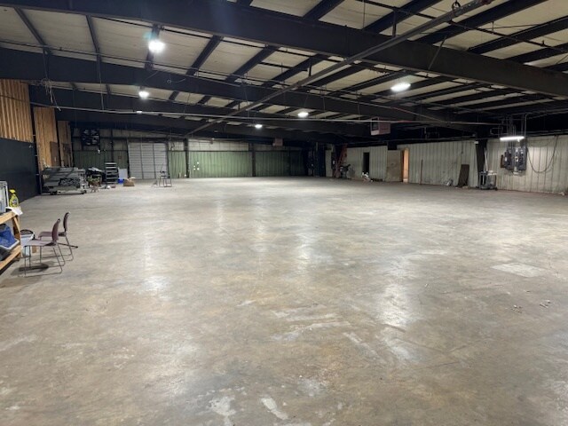 More Photos Of 1478 Belmont Rd, Sardis Warehouse For Sale