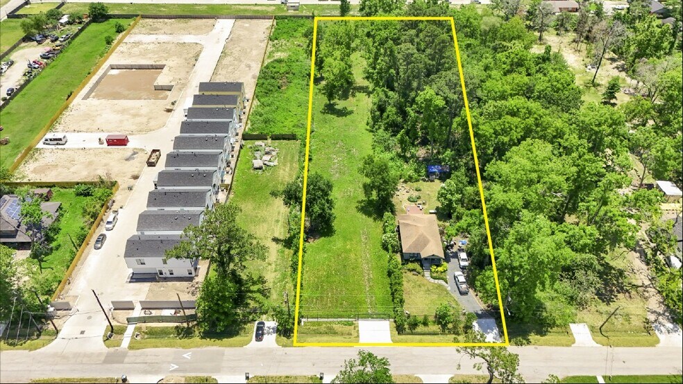 More Photos Of 1213 De Soto St, Houston Land For Sale